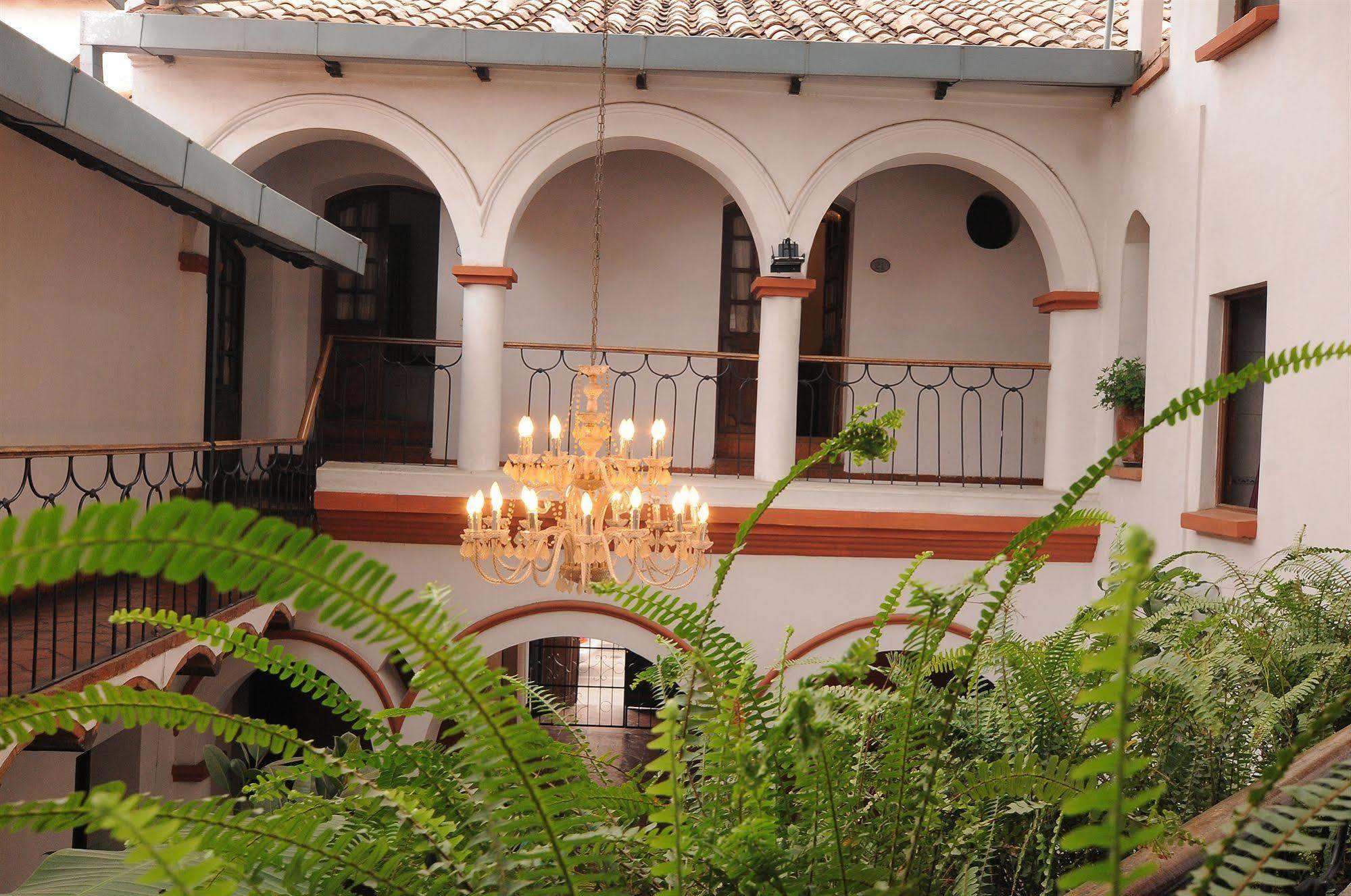 Hostal Recoleta Sur ซูเกร ภายนอก รูปภาพ