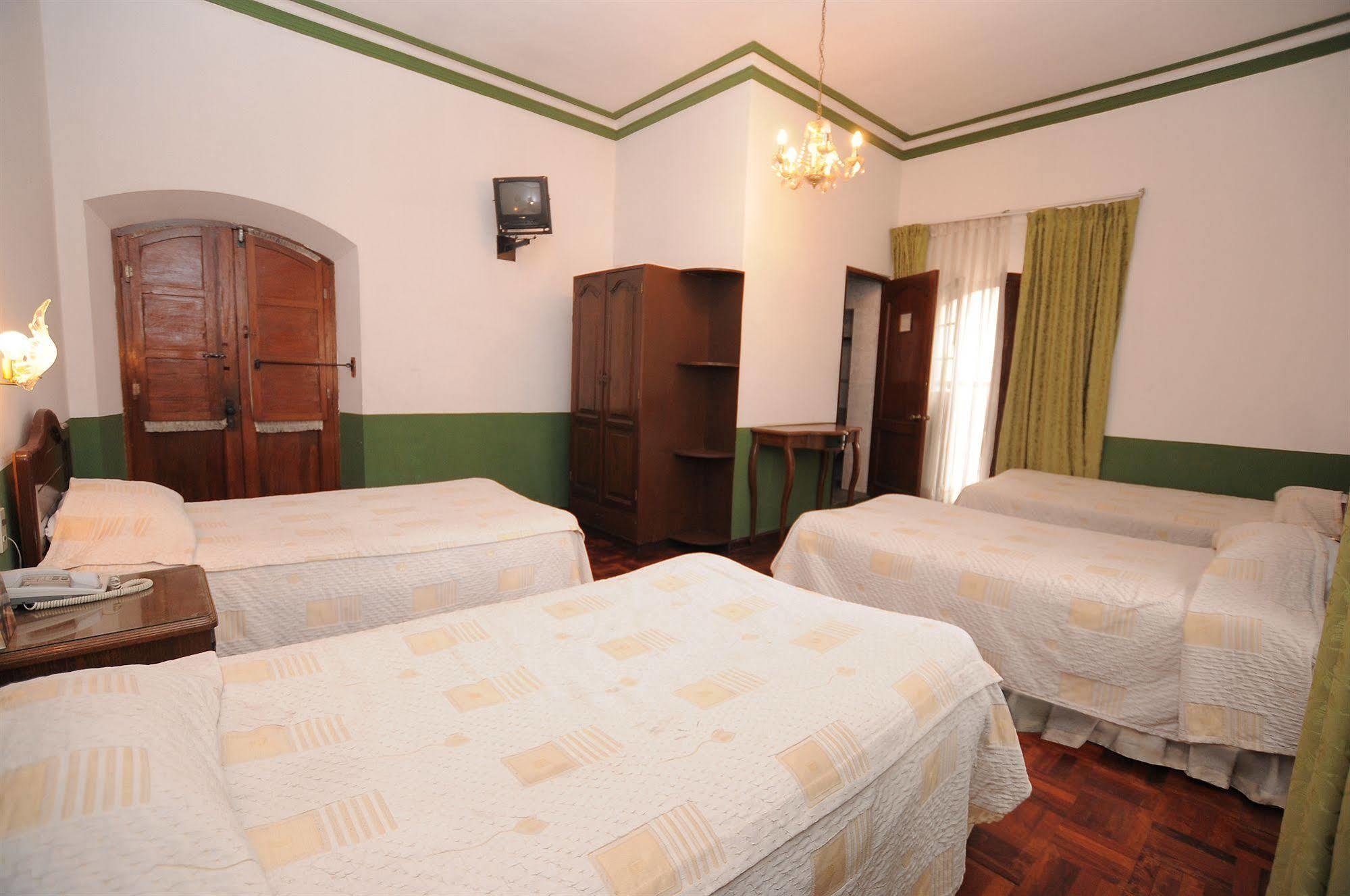 Hostal Recoleta Sur ซูเกร ภายนอก รูปภาพ
