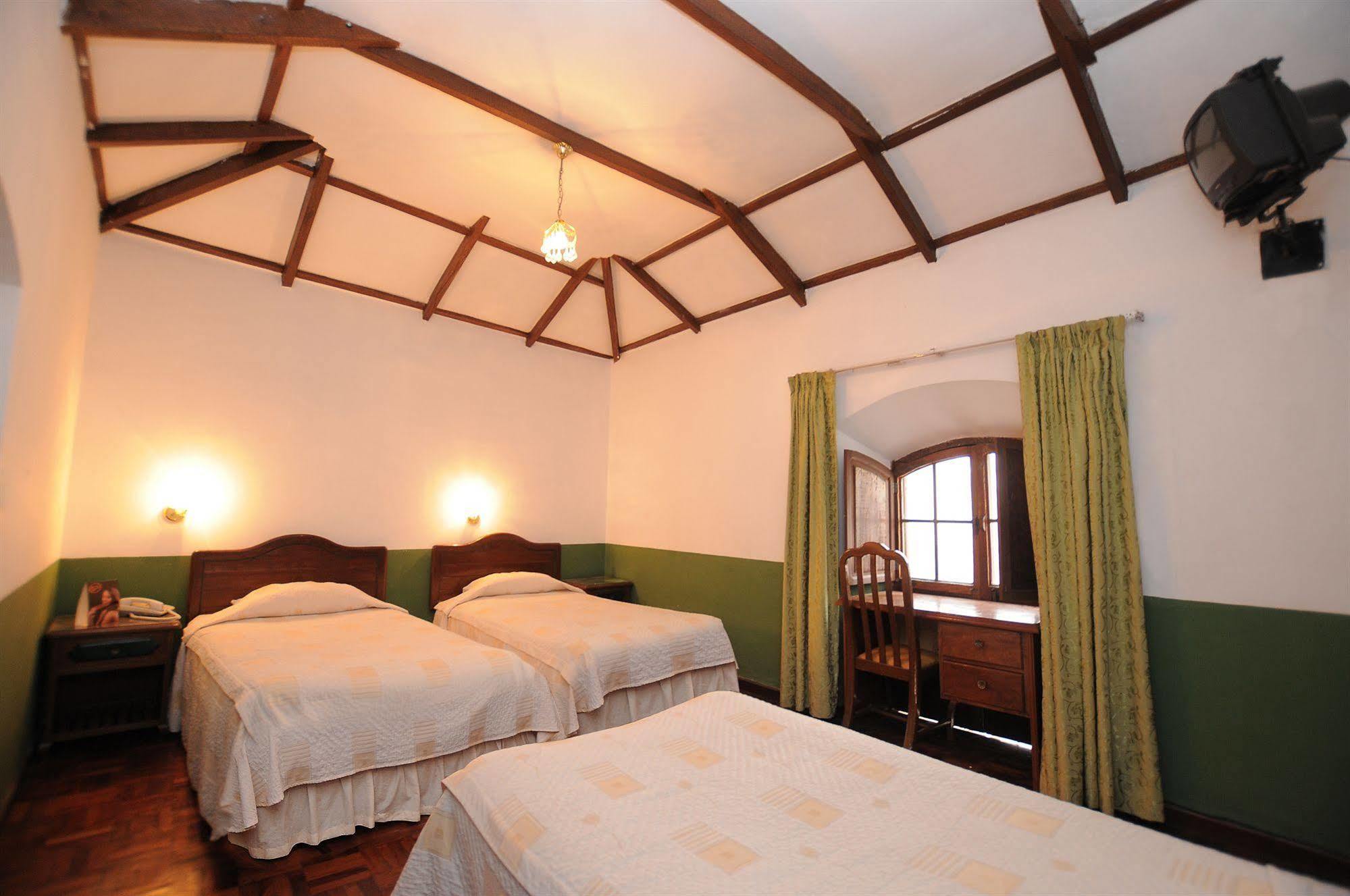 Hostal Recoleta Sur ซูเกร ภายนอก รูปภาพ