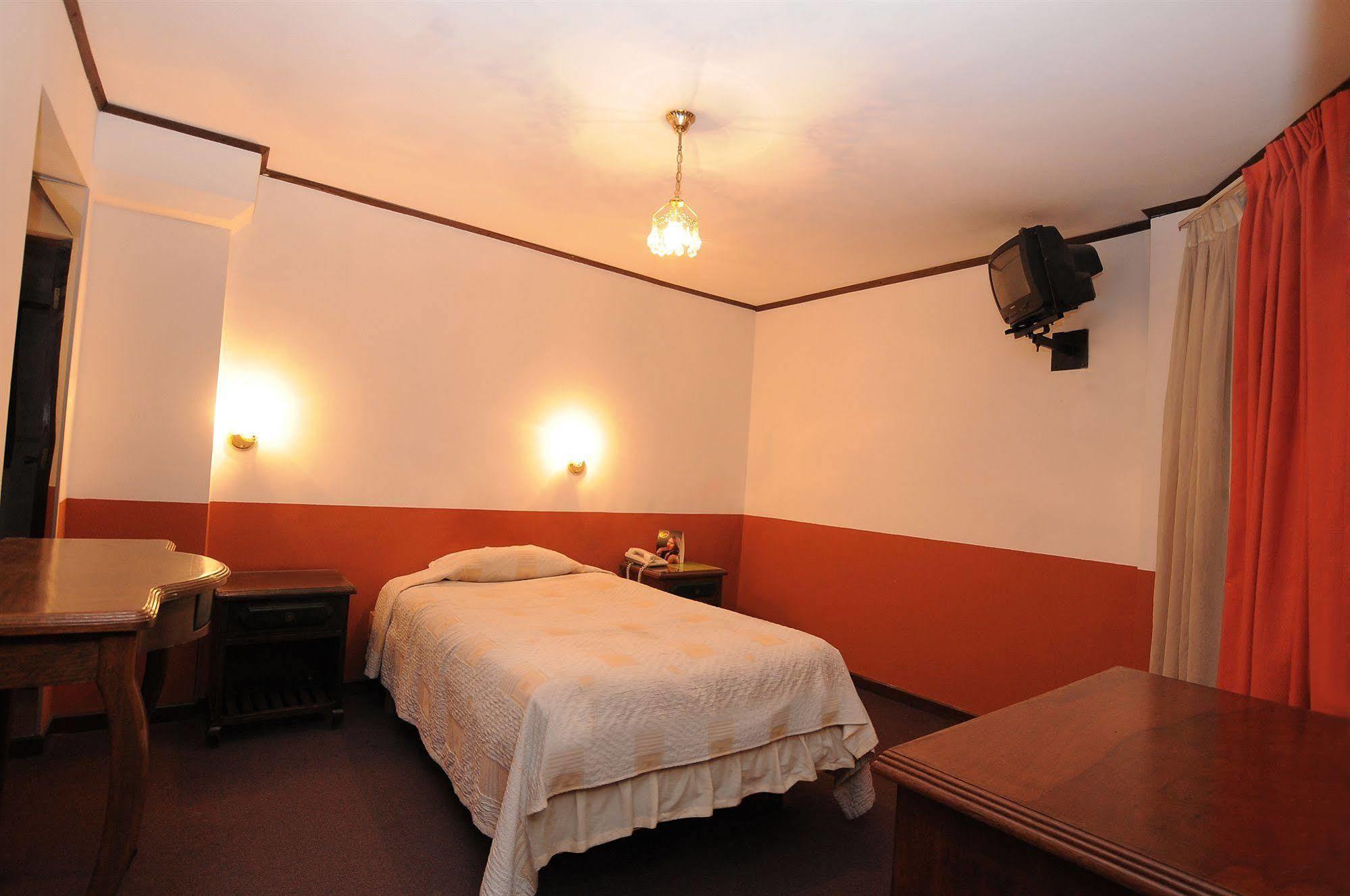 Hostal Recoleta Sur ซูเกร ภายนอก รูปภาพ