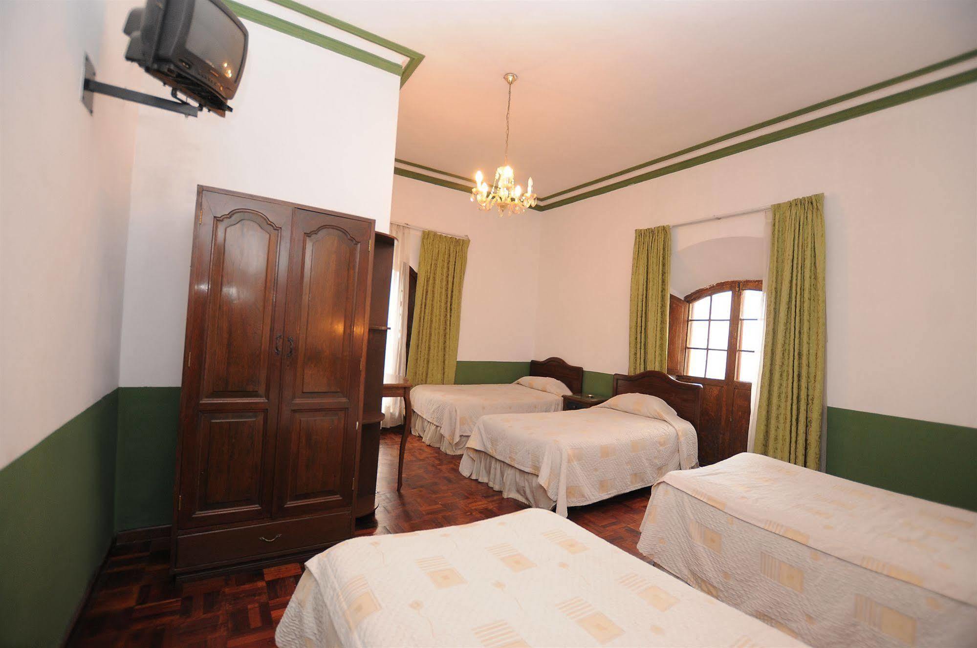 Hostal Recoleta Sur ซูเกร ภายนอก รูปภาพ